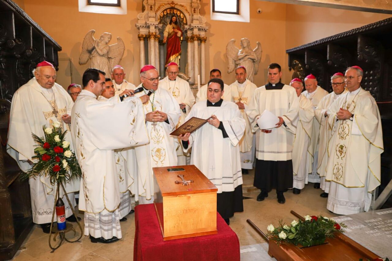 Sveta-misa_-29 Sveta-misa_-29