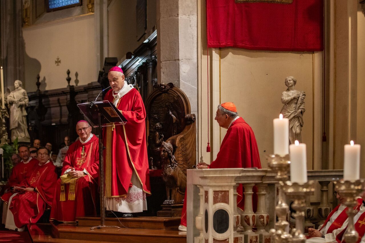MessaIngressoVescovoGiampaolo-176-fotoIlariaTassini-1280x853.jpg