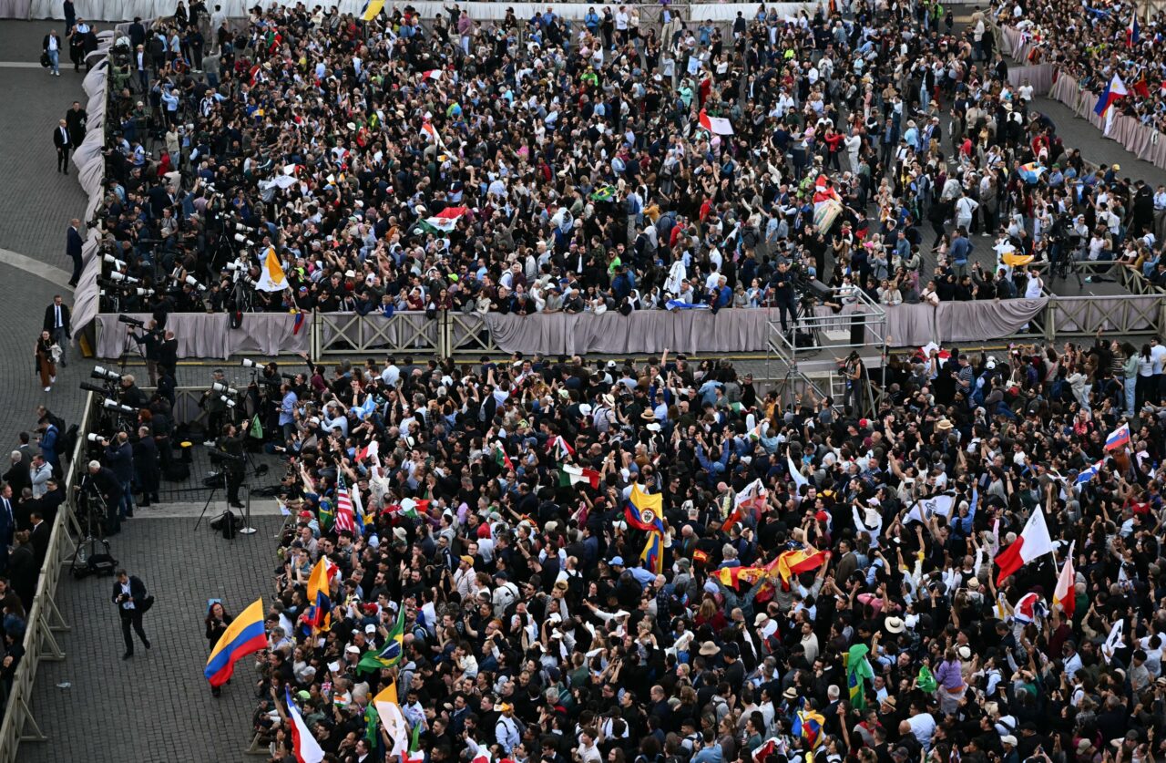 AFP__20250508__44YR3WV__v1__HighRes__ItalyVaticanReligionPopeConclave-scaled AFP__20250508__44YR3WV__v1__HighRes__ItalyVaticanReligionPopeConclave-scaled