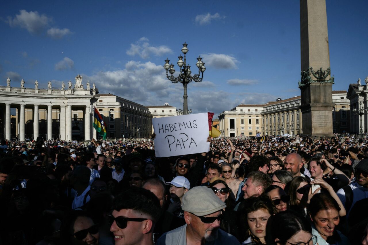 AFP__20250508__44YR3Z7__v2__HighRes__TopshotItalyVaticanReligionPopeConclave-scaled AFP__20250508__44YR3Z7__v2__HighRes__TopshotItalyVaticanReligionPopeConclave-scaled