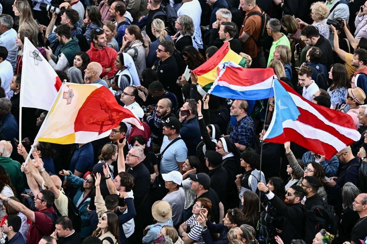 AFP__20250508__44YU6X4__v1__HighRes__VaticanReligionPopeConclave-scaled AFP__20250508__44YU6X4__v1__HighRes__VaticanReligionPopeConclave-scaled