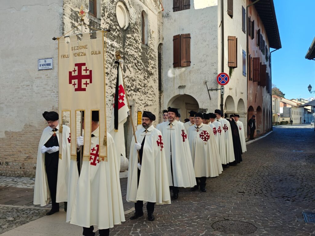 Vivere un Natale autentico, lontani dalle “idolatrie” Vivere un Natale autentico, lontani dalle “idolatrie”
