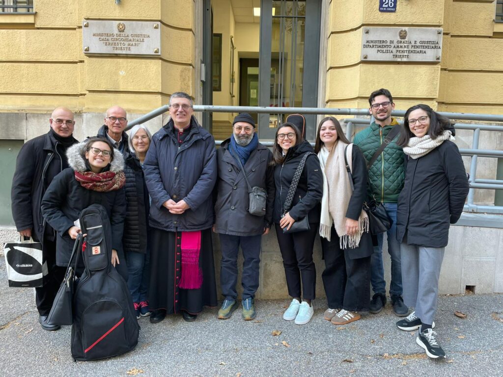 Cantare il Natale e la speranza nel carcere di Trieste