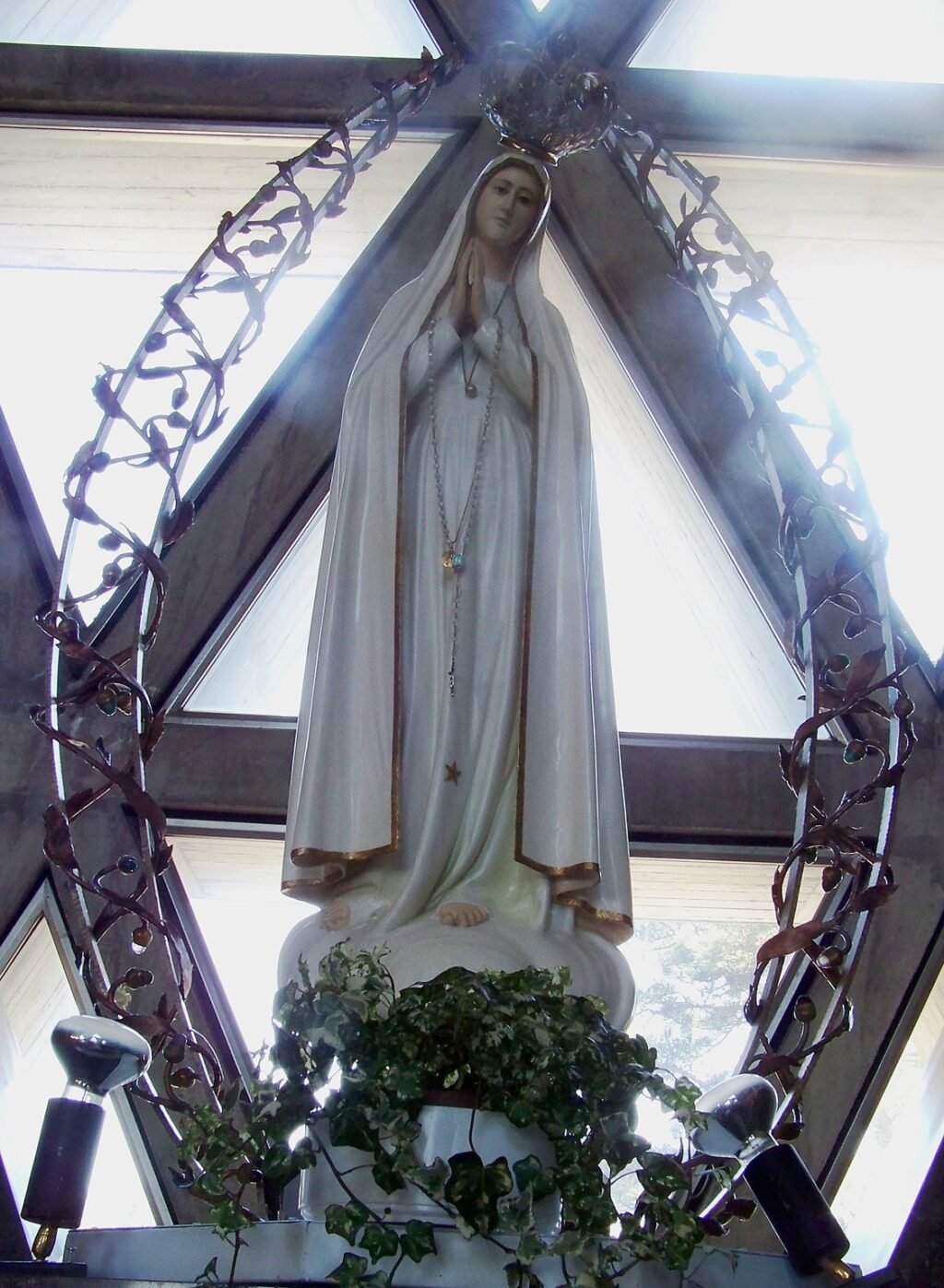 “Stabilire nel mondo la devozione al Mio Cuore Immacolato” “Stabilire nel mondo la devozione al Mio Cuore Immacolato”